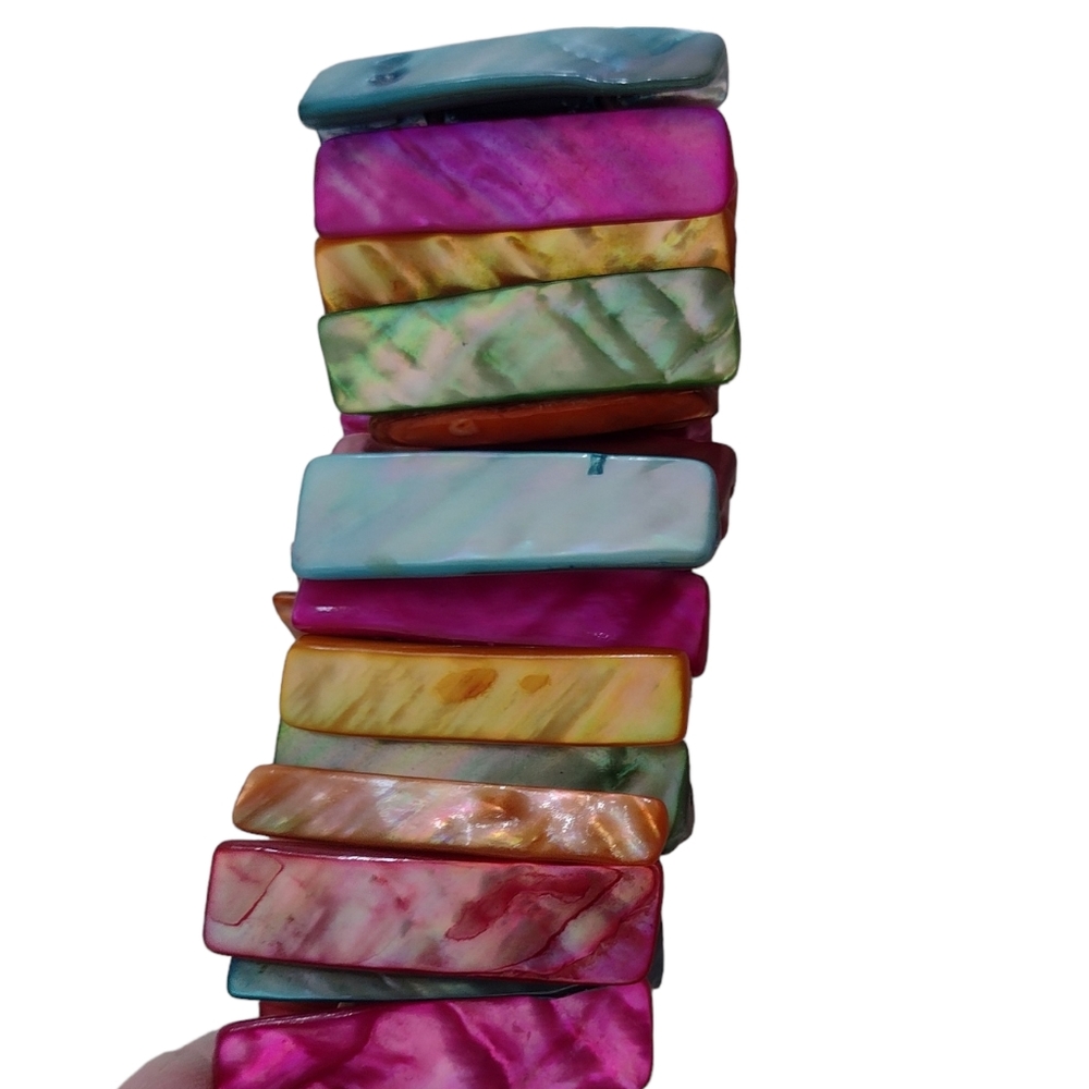 Abalone shell multi colored dyed stretch bracelet. 1.25" w. Boho - Picture 6 of 6